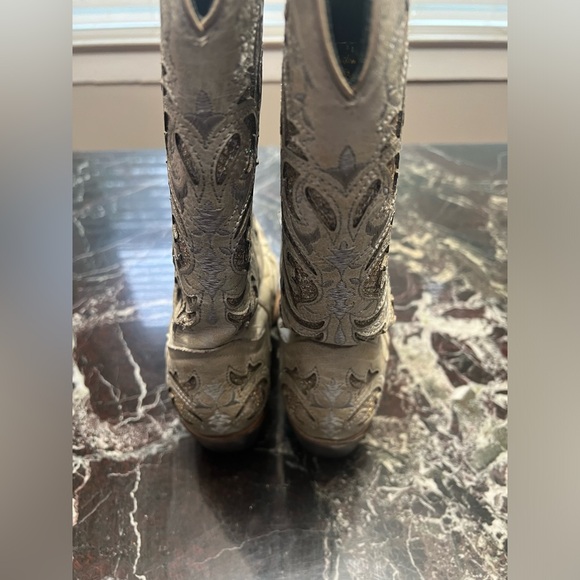 JB Dillion White with Sparkle Inlay Snip Toe Boot. - Picture 9 of 9